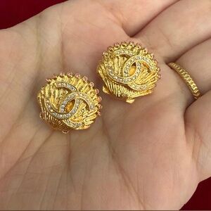 J462 Chanel CC Mini Shell Clip-On Earrings w/ COA